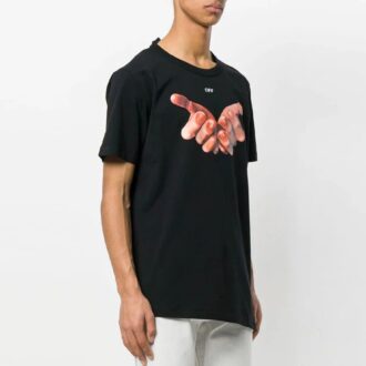 Off-White Men’ s C/O VIRGIL ABLOH Short Sleeve Black T-Shirt Off-White Men’ s C/O VIRGIL ABLOH Short Sleeve Black T-Shirt