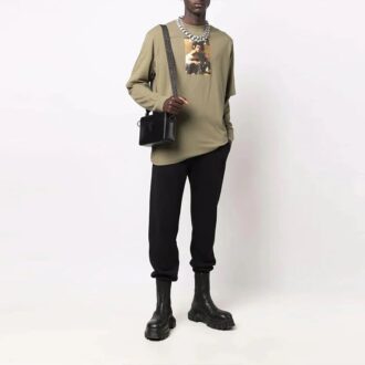 Off-White Men’ s Caravaggio Boy Printing Long Sleeves Loose Fit Military Green T-Shirt Off-White Men’ s Caravaggio Boy Printing Long Sleeves Loose Fit Military Green T-Shirt
