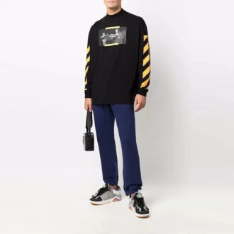 Off-White Men’ s Caravaggio Painting Pattern Stripe Long Sleeves Loose Fit Black Off-White Men’ s Caravaggio Painting Pattern Stripe Long Sleeves Loose Fit Black