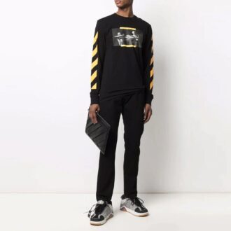 Off-White Men’ s FW21 Caravaggio Painting Long Sleeves Black T-Shirt Off-White Men’ s FW21 Caravaggio Painting Long Sleeves Black T-Shirt