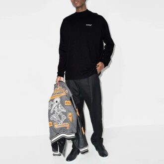 Off-White Men’ s FW21 Logo Alphabet Arrow Round Neck Long Sleeves Loose Fit Black T-Shirt Off-White Men’ s FW21 Logo Alphabet Arrow Round Neck Long Sleeves Loose Fit Black T-Shirt