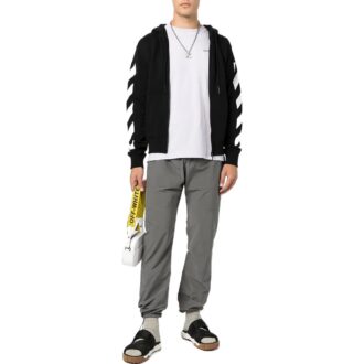 Off-White Men’ s FW22 Back Arrow Pattern Printing Hooded Long Sleeves Ordinary Version Black Off-White Men’ s FW22 Back Arrow Pattern Printing Hooded Long Sleeves Ordinary Version Black