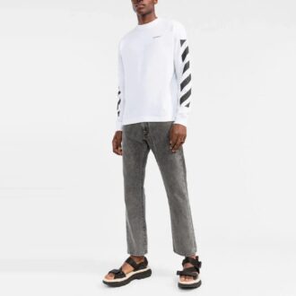 Off-White Men’ s FW22 Stripe Round Neck Long Sleeves White T-Shirt Off-White Men’ s FW22 Stripe Round Neck Long Sleeves White T-Shirt