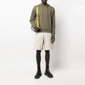 Off-White Men’ s SS22 Arrow Printing Bermuda Shorts Beige Off-White Men’ s SS22 Arrow Printing Bermuda Shorts Beige
